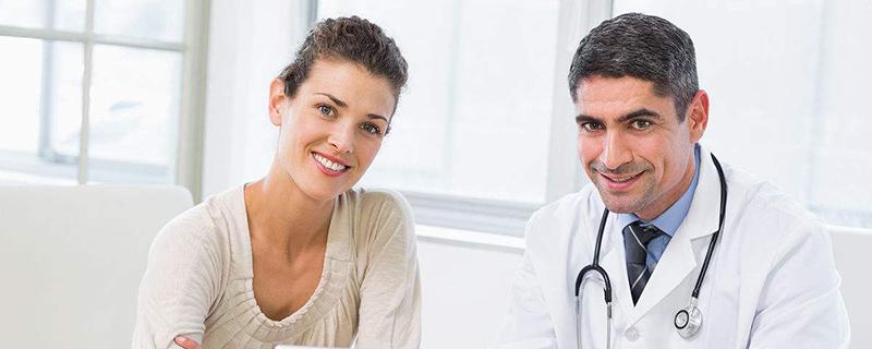 脸上长痘是不是要长胡子的原因 胡子周围起痘痘是什么原因