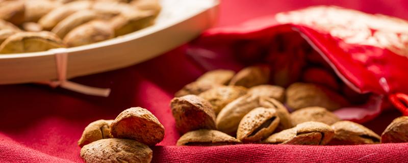 巴旦木跟杏仁是一样的吗 巴旦木跟杏仁哪个热量高