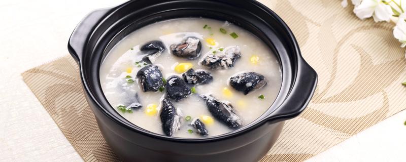 女人吃乌鸡公鸡好还是母鸡好 女人吃乌鸡有什么好处