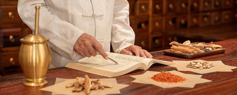 阴虚内热是怎么回事怎么调理 阴虚内热和阴虚火旺的区别