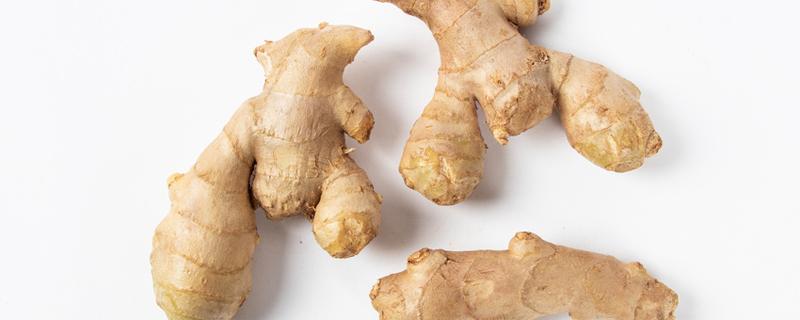 姜水泡澡什么人不宜 姜水洗澡有什么好处