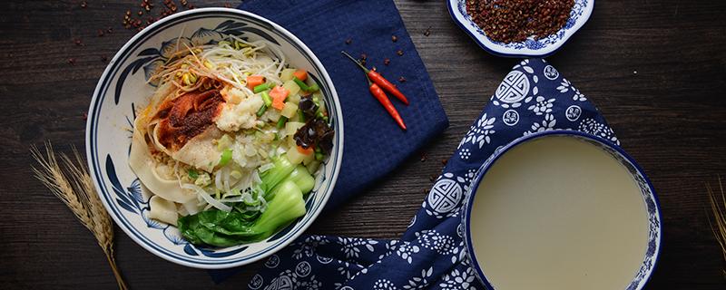 油泼面可以用挂面吗 挂面怎么做成油泼面