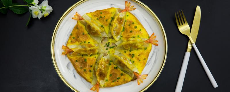 鸡蛋饼先放鸡蛋还是面 做一个鸡蛋饼加多少面粉和鸡蛋