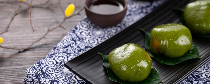 艾草粑粑怎么做才是绿色的 除了艾草还有什么可以做青团