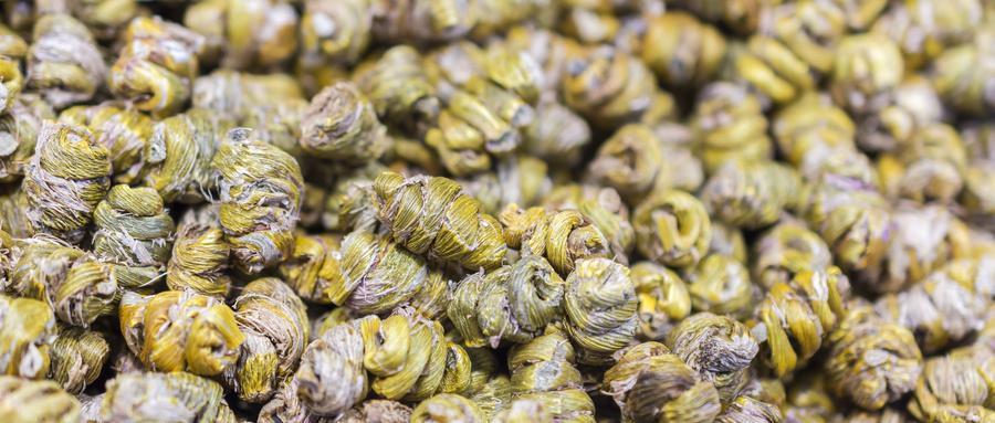 哪六种人不能吃石斛 石斛泡水一次几个