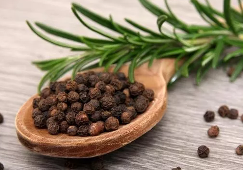 花椒治荨麻疹吗 怎么用花椒治荨麻疹