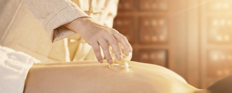 拔罐了能喝酒吗 拔火罐后喝酒会怎样