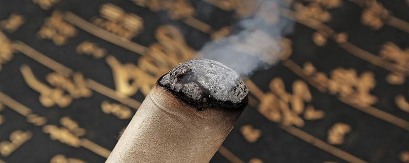 艾灸恶心想吐怎么办 艾灸有副作用吗