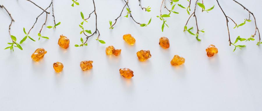 三种女人不适合吃桃胶 女人吃桃胶的最佳年龄