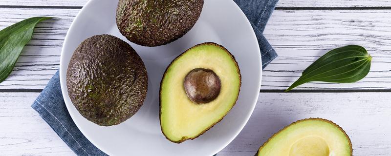 女人吃牛油果有什么好处 牛油果对卵巢子宫有好处吗