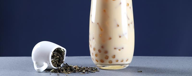 奶茶可以冻成雪糕吗 烫的奶茶可以放冰箱嘛