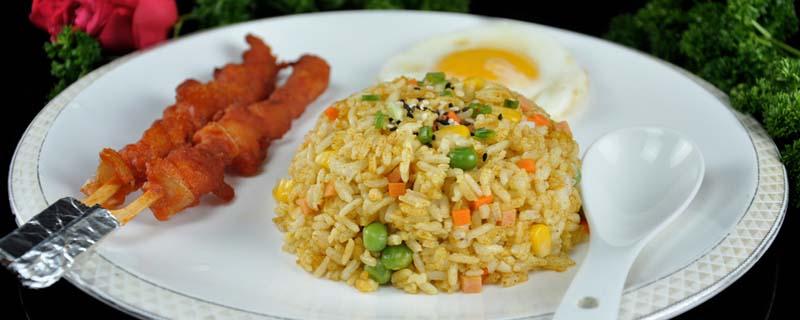 蛋炒饭的热量 一碗蛋炒饭的热量运动多久