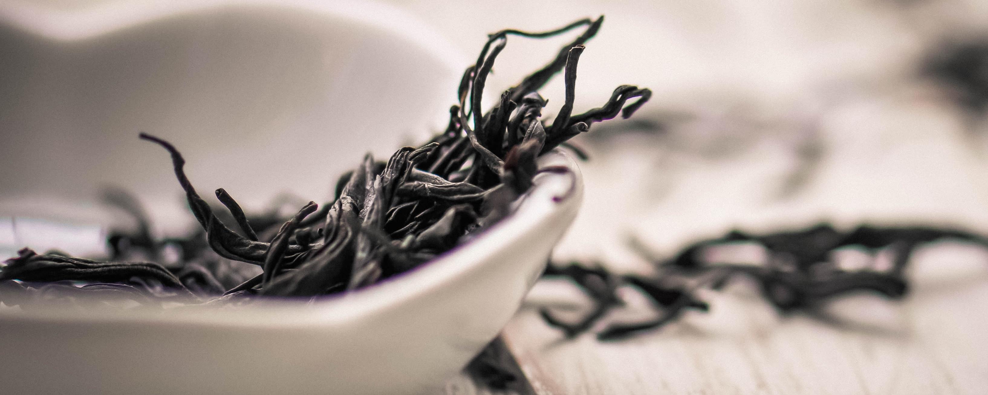 莓茶上面的白色粉末是什么 莓茶为什么有白白的霜