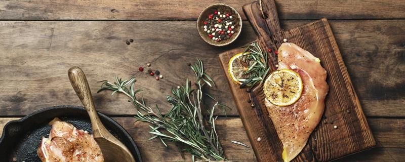 鸡胸肉吃多了的危害 鸡胸肉为什么可以减脂