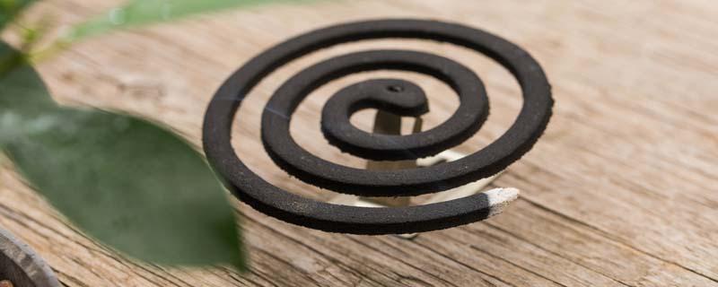 灭蚊灯与蚊香哪个效果好 灭蚊灯与蚊香哪个安全