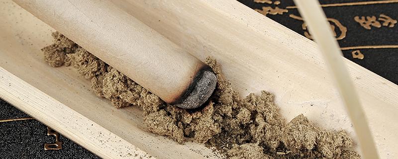 艾灸出虚汗属于正常吗 艾灸后睡觉出汗怎么办