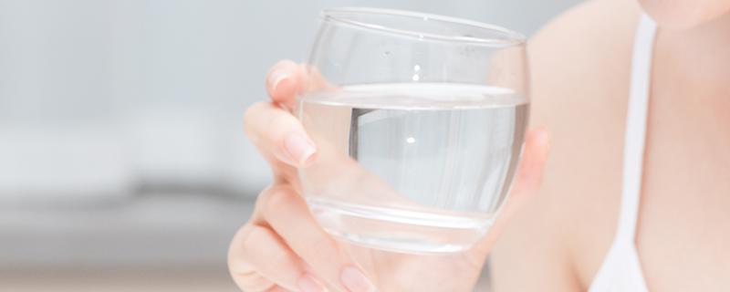 早上喝盐水有什么好处 天天早上喝盐水好吗