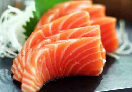 三文鱼放冷藏还是冷冻 三文鱼可以放多久