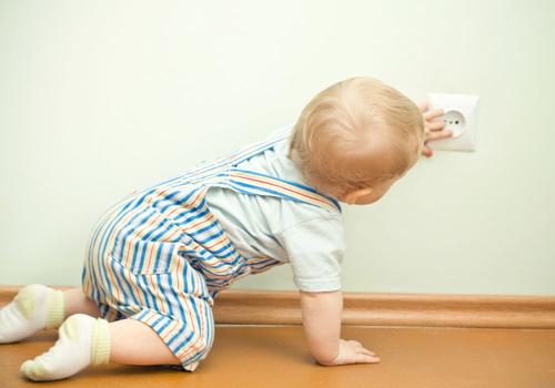 宝宝感冒流鼻涕可以吹空调吗 宝宝感冒流鼻涕可以吹风扇吗