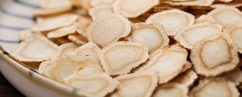 花旗参能和枸杞一起泡水喝吗 花旗参能天天泡水喝吗