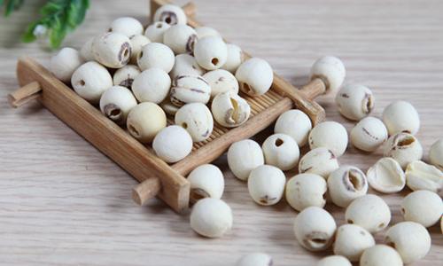 莲子能打豆浆吗 喝莲子豆浆有五大好处！