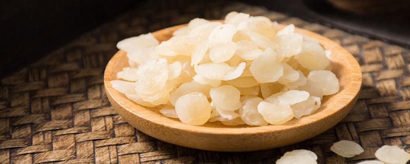 雪莲子和皂角米是一个东西吗 雪莲子哪些人不宜吃