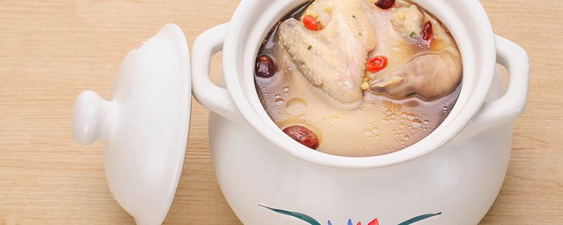 手术后炖乳鸽用什么炖最好 术后恢复吃乳鸽还是老鸽子好