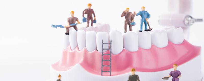 冲牙器可以共用吗 冲牙器可以美白牙齿吗