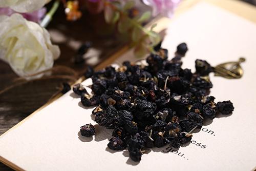 黑枸杞直接吃效果如何 黑枸杞直接吃的效果