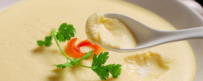 鸡蛋羹怎么蒸出来又嫩又滑 水开了鸡蛋羹蒸几分钟