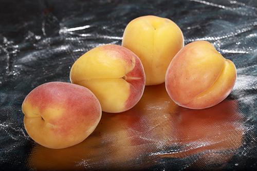 晚上吃黄桃会胖吗 晚上不宜吃什么