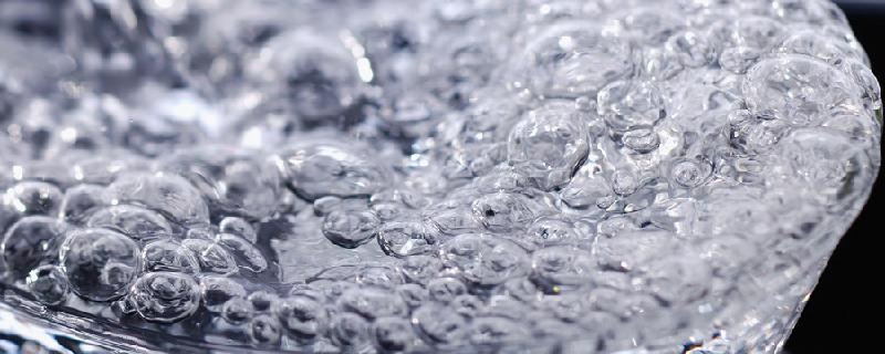 苏打水喝多了有什么副作用 苏打水一天喝几瓶比较好