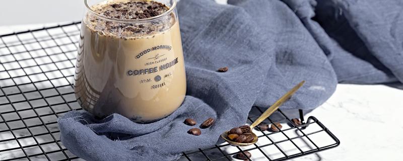 做奶茶没有木薯淀粉怎么代替 做奶茶可以用奶粉代替牛奶吗