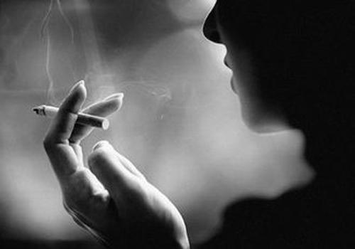 为什么戒烟后口腔溃疡 戒烟后出现口腔溃疡怎么办