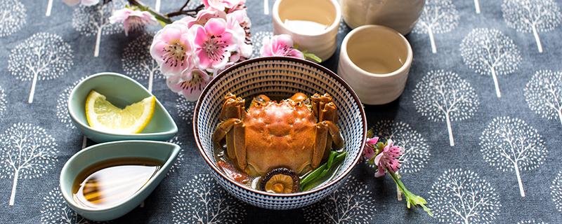 中秋前吃螃蟹吃公的还是母的 公螃蟹和母螃蟹哪个贵