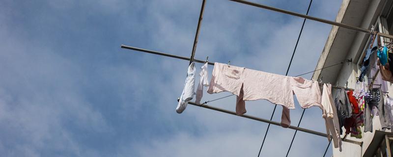 被子晒完为什么会有股味道 被子晒完可以马上盖吗