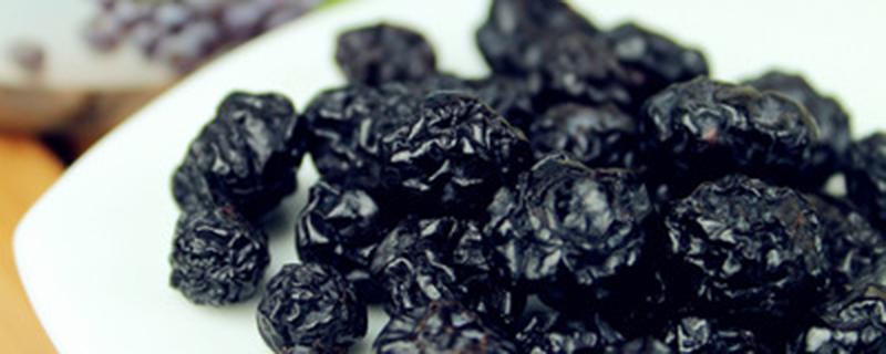 蓝莓干粘一起可以吃吗 蓝莓干要怎么保存