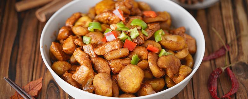 板栗炖鸡可以加红枣枸杞吗 板栗炖鸡的板栗怎么去皮