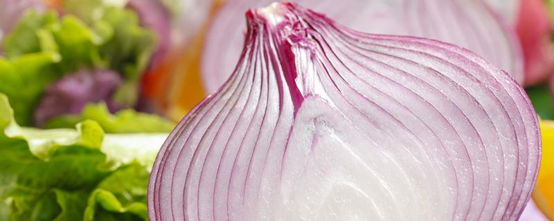 洋葱生吃好还是熟吃好 洋葱生吃怎么去除辣味