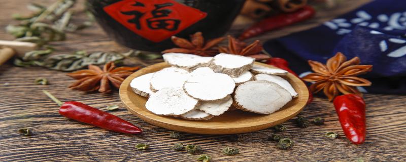 白芷能不能泡水喝呢 白芷炖肉起什么作用