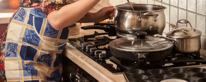 五指毛桃可以和白萝卜一起煲汤吗 五指毛桃和什么煲汤最好