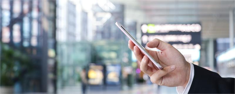 手机辐射对脸部皮肤的危害 一个月不玩手机皮肤会变好吗