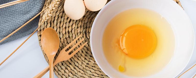 鸡蛋敷脸怎么敷才有效 鸡蛋敷脸要去壳吗