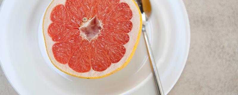 葡萄柚可以和螃蟹一起吃吗 吃完螃蟹多久可以吃葡萄柚