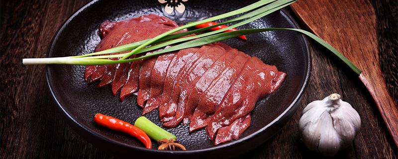 猪心怎么做好吃 猪心怎样炒没有腥味