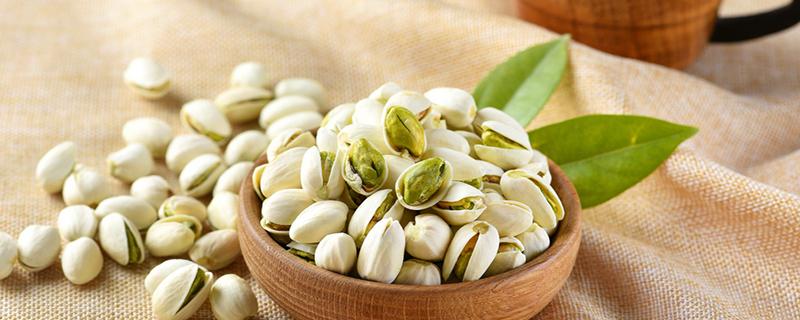吃开心果吃多了会怎么样 开心果如何辨别好坏