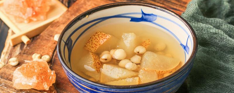 一个梨放几个川贝母 川贝炖雪梨川贝要磨成粉吗