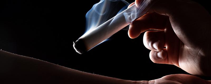 艾灸可以治疗宫寒吗 艾灸多久能排出体内寒气