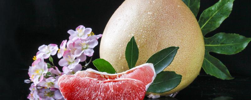 红心柚的皮是红的吗 红心柚的皮能吃吗